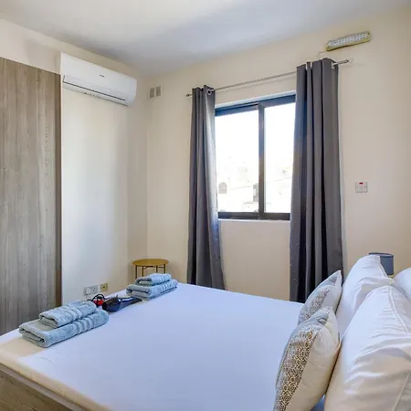 Cosy 1 Bedroom With Balcony In St Julians Aebe1-1 *