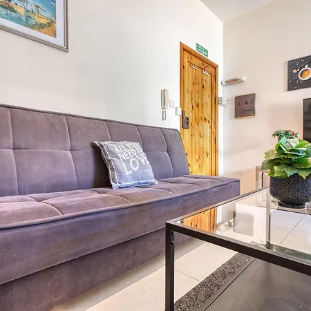 Apartman Cosy 1 Bedroom With Balcony In St Julians Aebe1