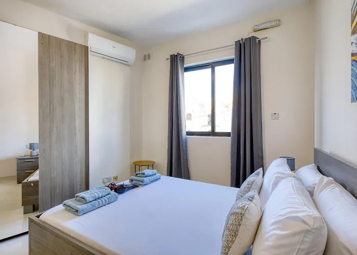 Cosy 1 Bedroom With Balcony In St Julians Aebe1 *