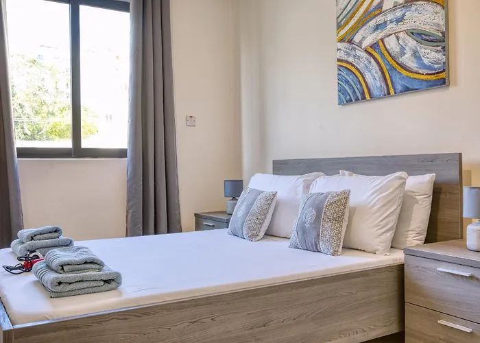 Cosy 1 Bedroom With Balcony In St Julians Aebe1 San Ġiljan