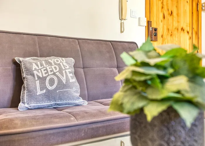 Cosy 1 Bedroom With Balcony In St Julians Aebe1 San Ġiljan