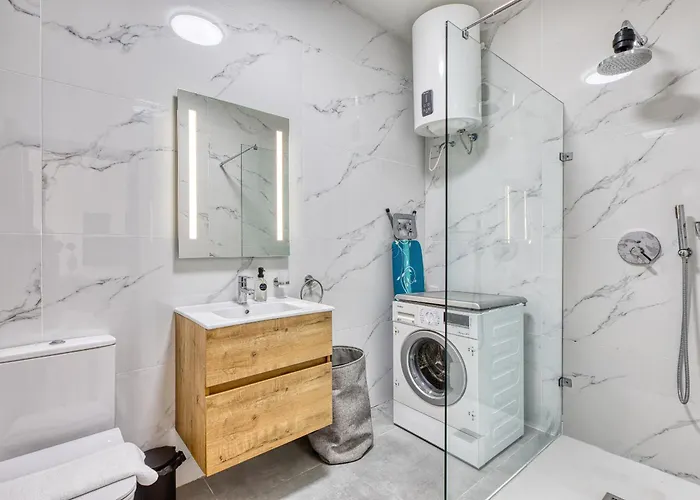 Cosy 1 Bedroom With Balcony In St Julians Aebe1 Apartman San Ġiljan